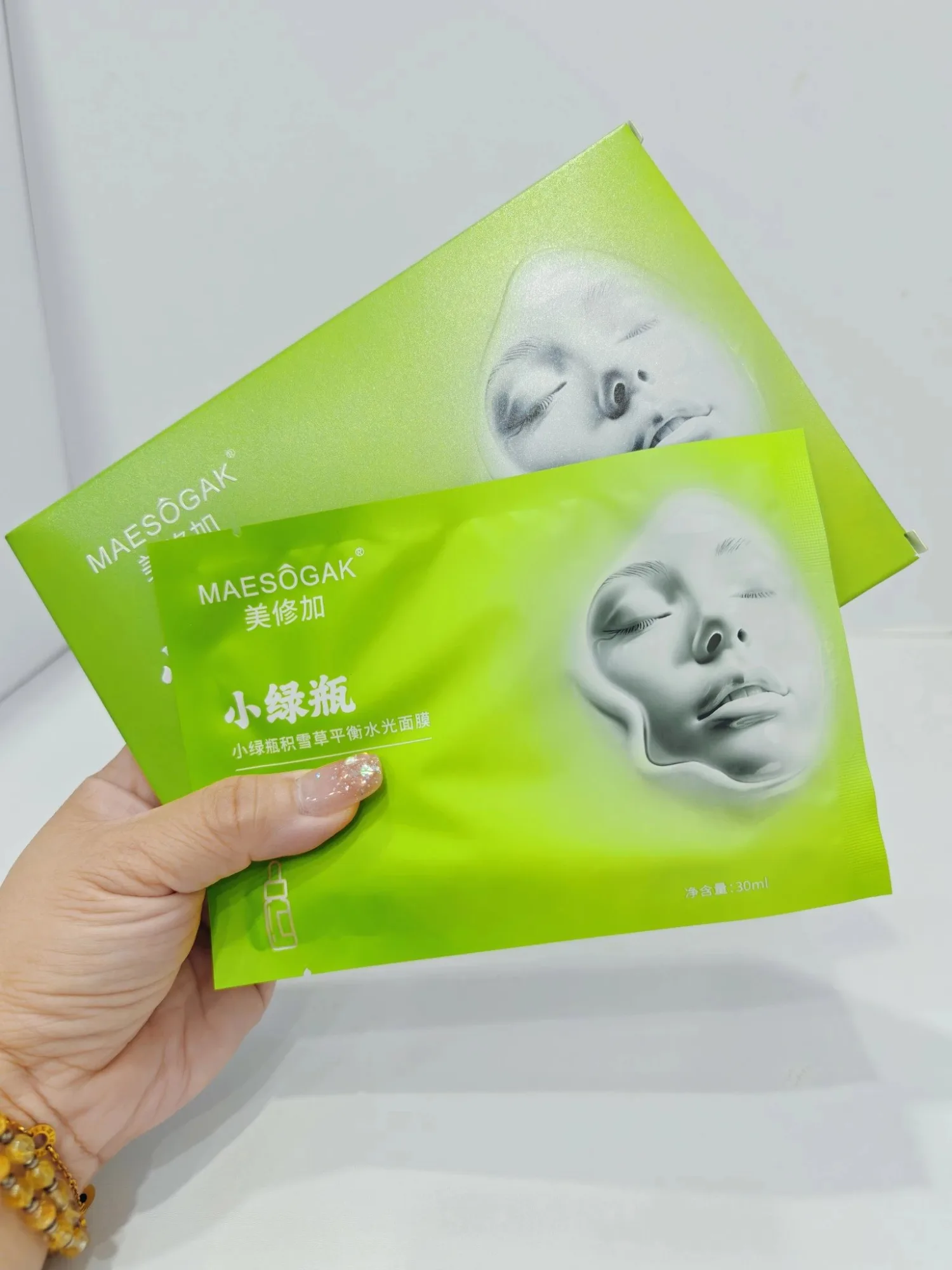 美修加小绿瓶积雪草平衡水光面膜（控油祛痘收毛孔），无内托，一盒5片，一件100盒，保质期：2028年12月14日 图片 7